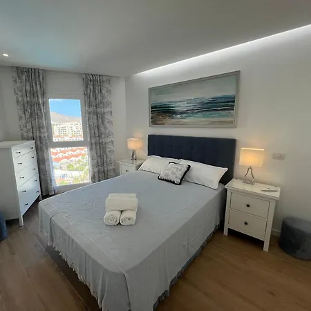 Panoramic & Sea View In Playa De Americas, Tenerife South Плайя-де-лас-Амерікас